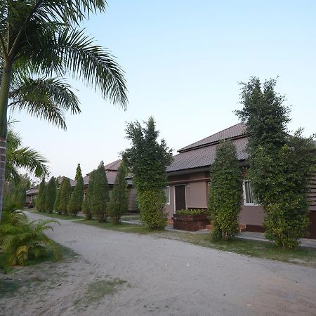 Hpa An Breeze Hotel Buitenkant foto