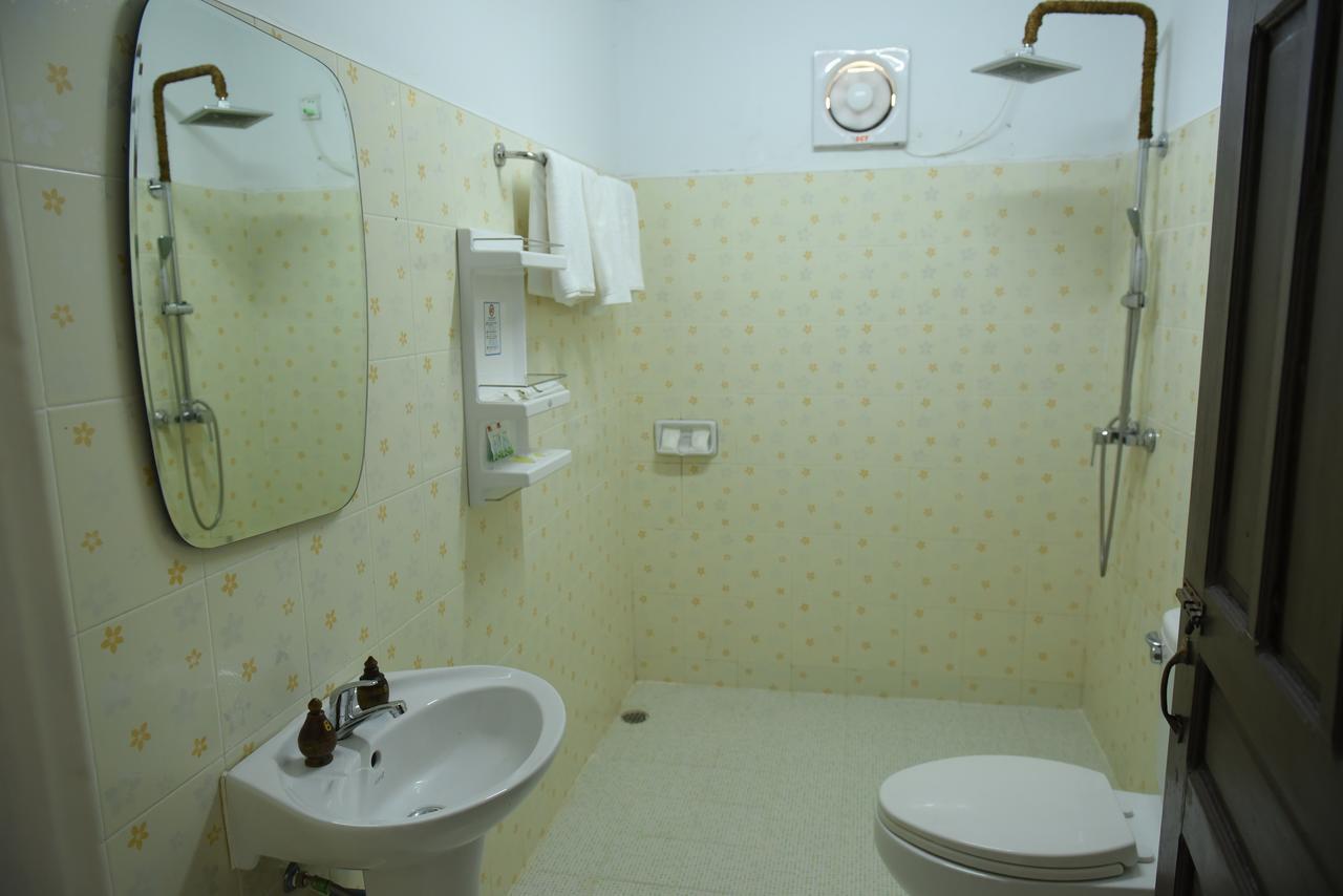 Hpa An Breeze Hotel Buitenkant foto